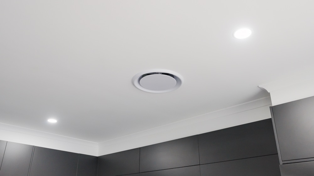 A ceiling outlet in a finished new home