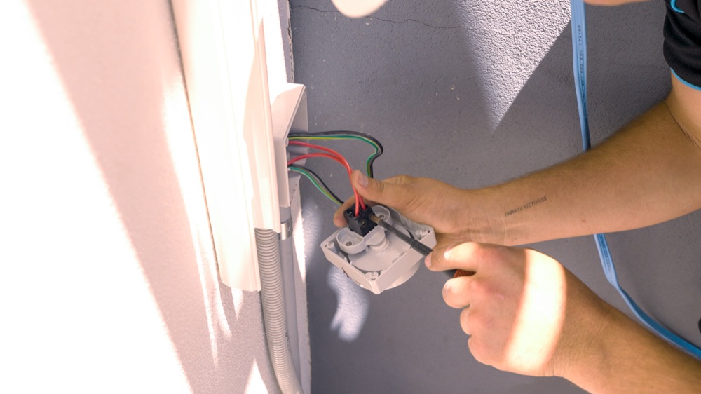 Fitting the outdoor isolator